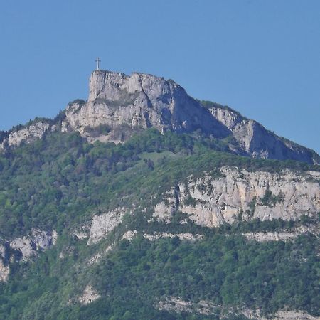 Superbe Appartement - Parking Gratuit - 4 Personnes Chambéry Exterior photo
